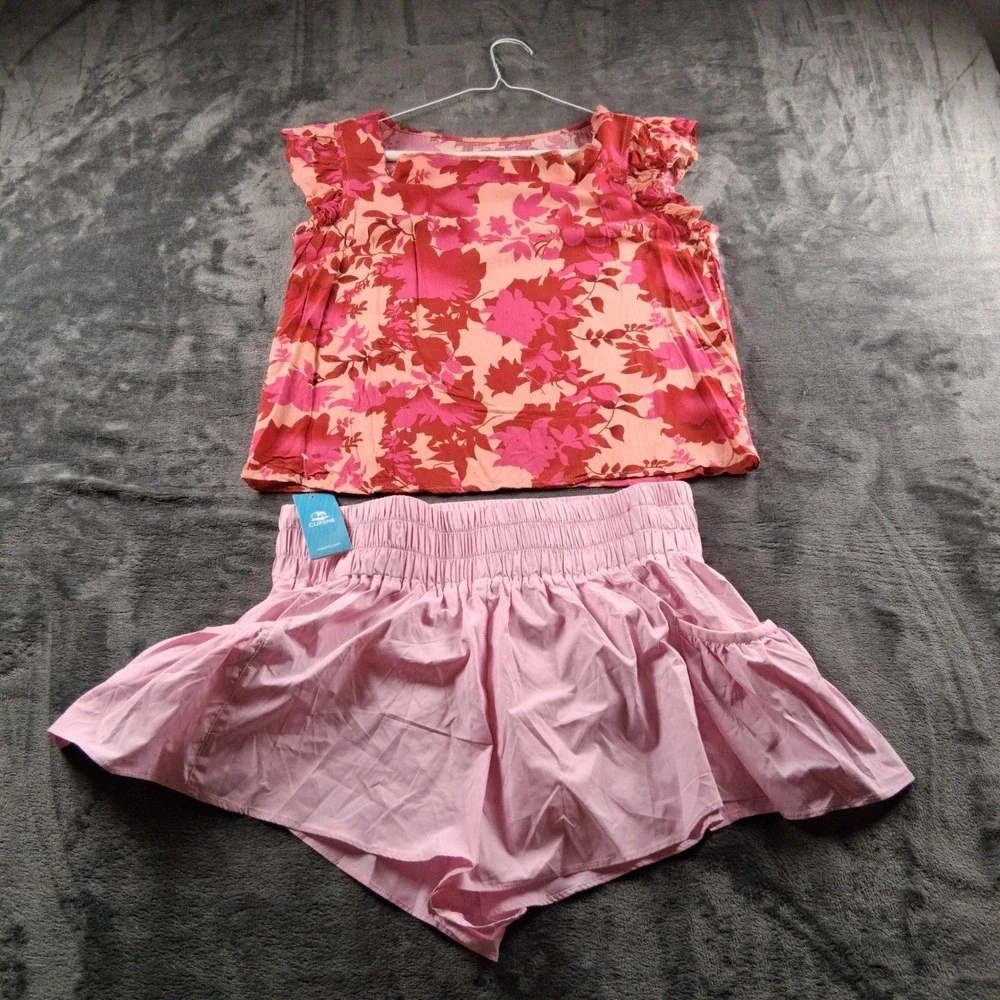 NWT Cupshe 2 Piece Set Womens S M Pink Floral Flutter Top and Smocked Shorts